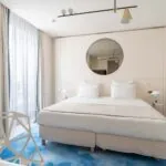 Vue d’une chambre Double Supérieure Claudie Haigneré à l’hôtel Opera Astra