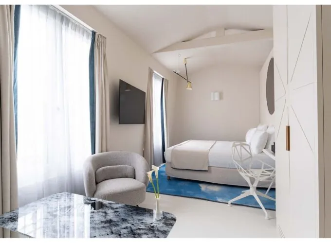 Vue d’ensemble d’une chambre Triple à l’hôtel Opera Astra