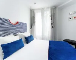 La chambre standard pour une personne est parfaite pour les voyageurs solo ou les déplacements professionnels.