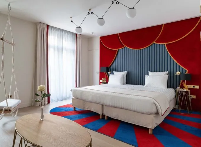 Vue d’une chambre Privilège Bouglione à l’hôtel Opera Astra