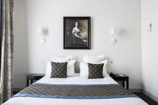 Chambre Supérieure parfaite pour 1 ou 2 personnes offrant élégance et confort pour un séjour raffiné et relaxant