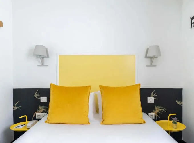 Chambre communicante à l’hôtel George 3 étoiles du groupe Astotel à Paris, idéale pour les familles ou les groupes