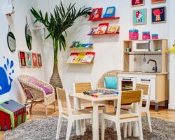 L’aire de jeux pour enfants de l’hôtel George offre un environnement sûr et amusant, idéal pour divertir les plus petits