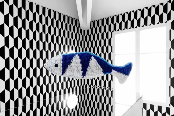 Vue des couloirs de l’hôtel Joke