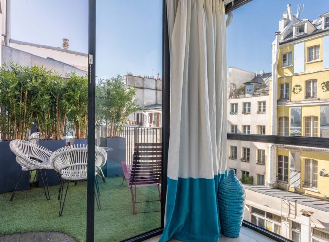 Vue depuis une Chambre Double Privilège avec balcon à l’Hôtel 123 Sébastopol