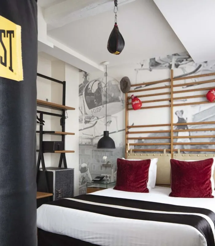 Vue d’une Chambre Double Supérieure à l’Hôtel 123 Sébastopol