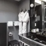 Salle de bain d’une Chambre Double Supérieure à l’Hôtel 123 Sébastopol