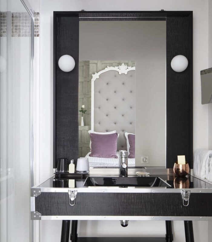 Salle de bain d’une Chambre Single à l’Hôtel 123 Sébastopol