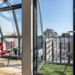 Balcon d’une Chambre Twin Privilège avec balcon à l’Hôtel 123 Sébastopol