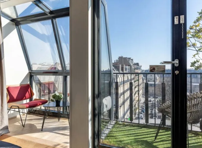 Balcon d’une Chambre Twin Privilège avec balcon à l’Hôtel 123 Sébastopol