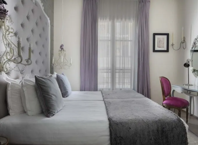 Lits d’une Chambre Twin Supérieure à l’Hôtel 123 Sébastopol