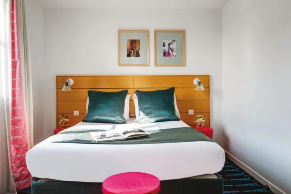 Idéaux pour les familles et/ou les longs séjours, les appartements disposent de deux espaces distincts : une chambre et un salon