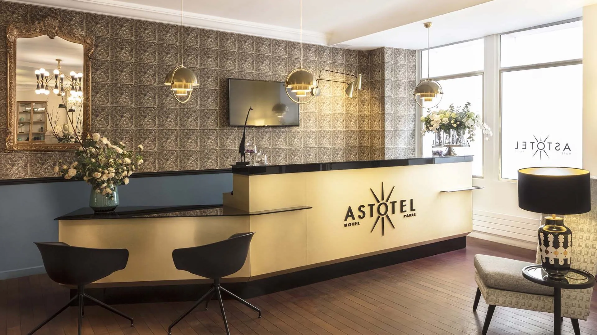 Vue du lobby de l’Hôtel 4 étoiles Malte à Paris
