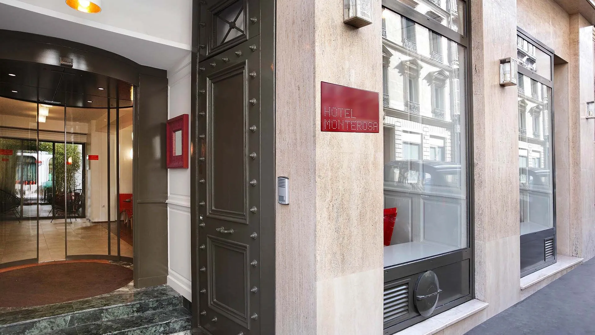 Vue extérieure de la façade de l’hôtel 3 étoiles Monterosa du groupe Astotel à Paris, 9e arrondissement