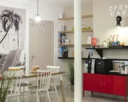 Boissons chaudes et froides, ainsi que de délicieux snacks, sont généreusement offerts pour votre confort et votre bien-être