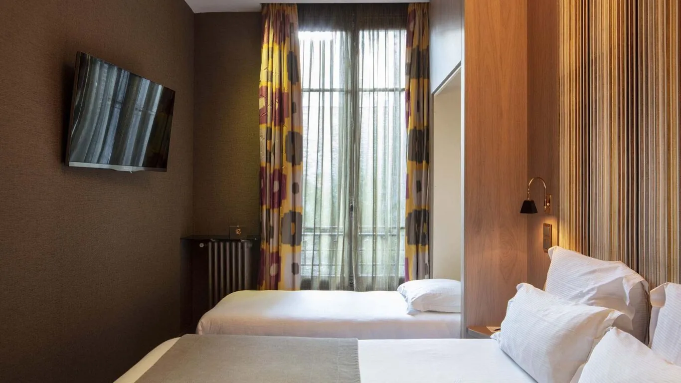 Idéales pour les familles, nos chambres familiales sont toutes situées côté jardin