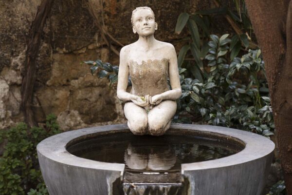 Jardin de 400 m² d’inspiration japonaise à l’hôtel Regent’s Garden à Paris, conçu par le paysagiste Xavier de Chirac