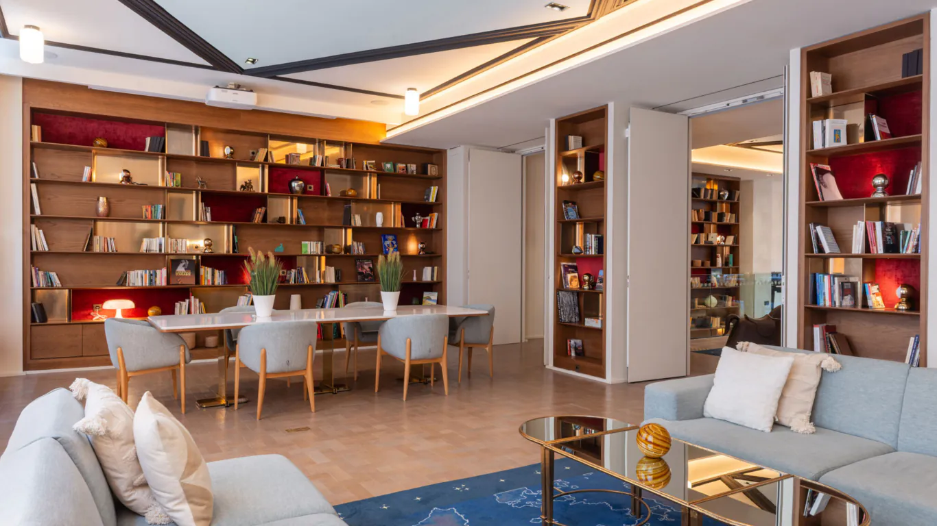Lobby de l’Hôtel Astra Opéra à Paris – cadre raffiné près de l’Opéra