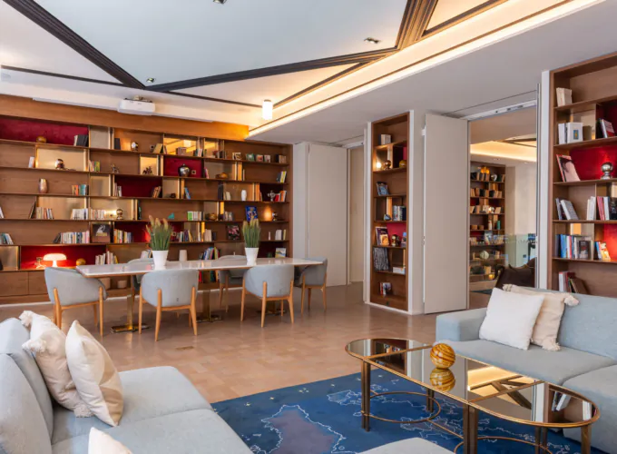 Lobby de l’Hôtel Astra Opéra à Paris – cadre raffiné près de l’Opéra