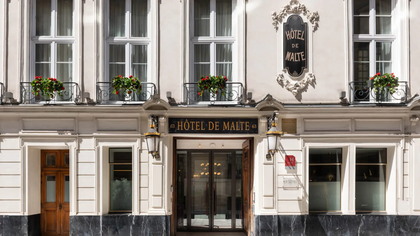 Exterior view of the façade of the 4-star Malte Hotel by the Astotel group in Paris, 2nd arrondissement